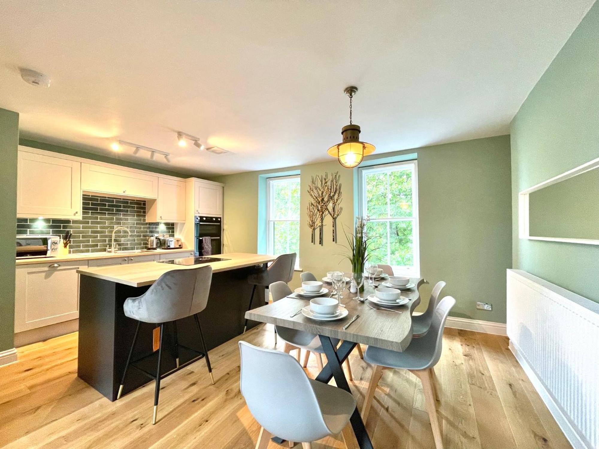2 Bedroom Apartments Stopoverz Bristol Extérieur photo