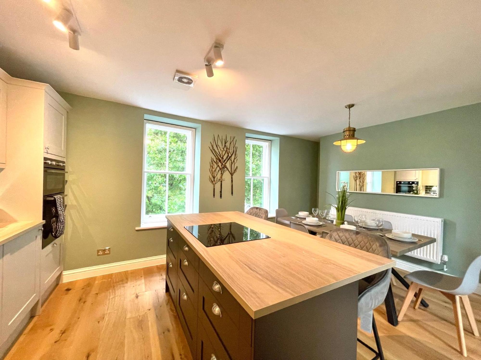2 Bedroom Apartments Stopoverz Bristol Extérieur photo