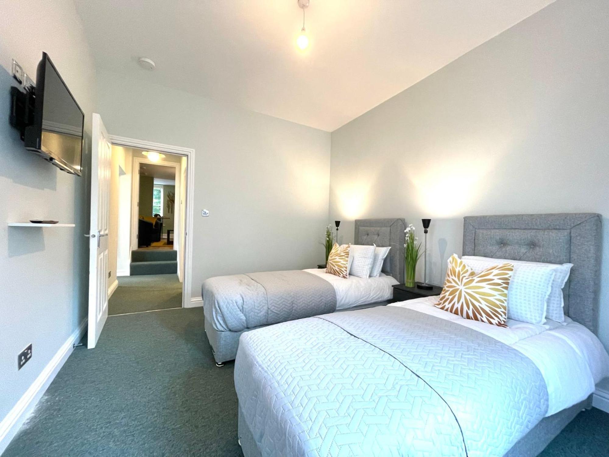 2 Bedroom Apartments Stopoverz Bristol Extérieur photo