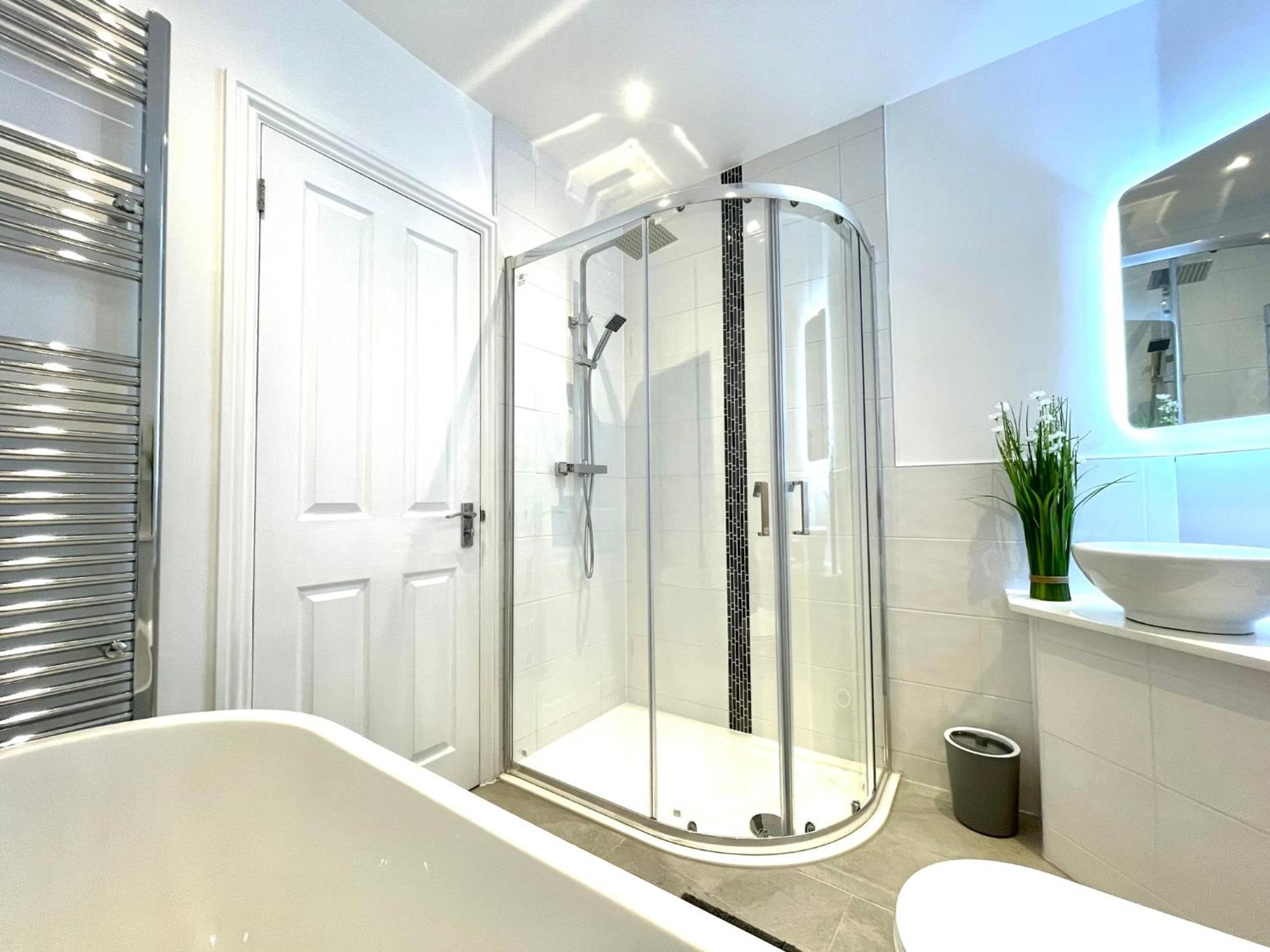 2 Bedroom Apartments Stopoverz Bristol Extérieur photo