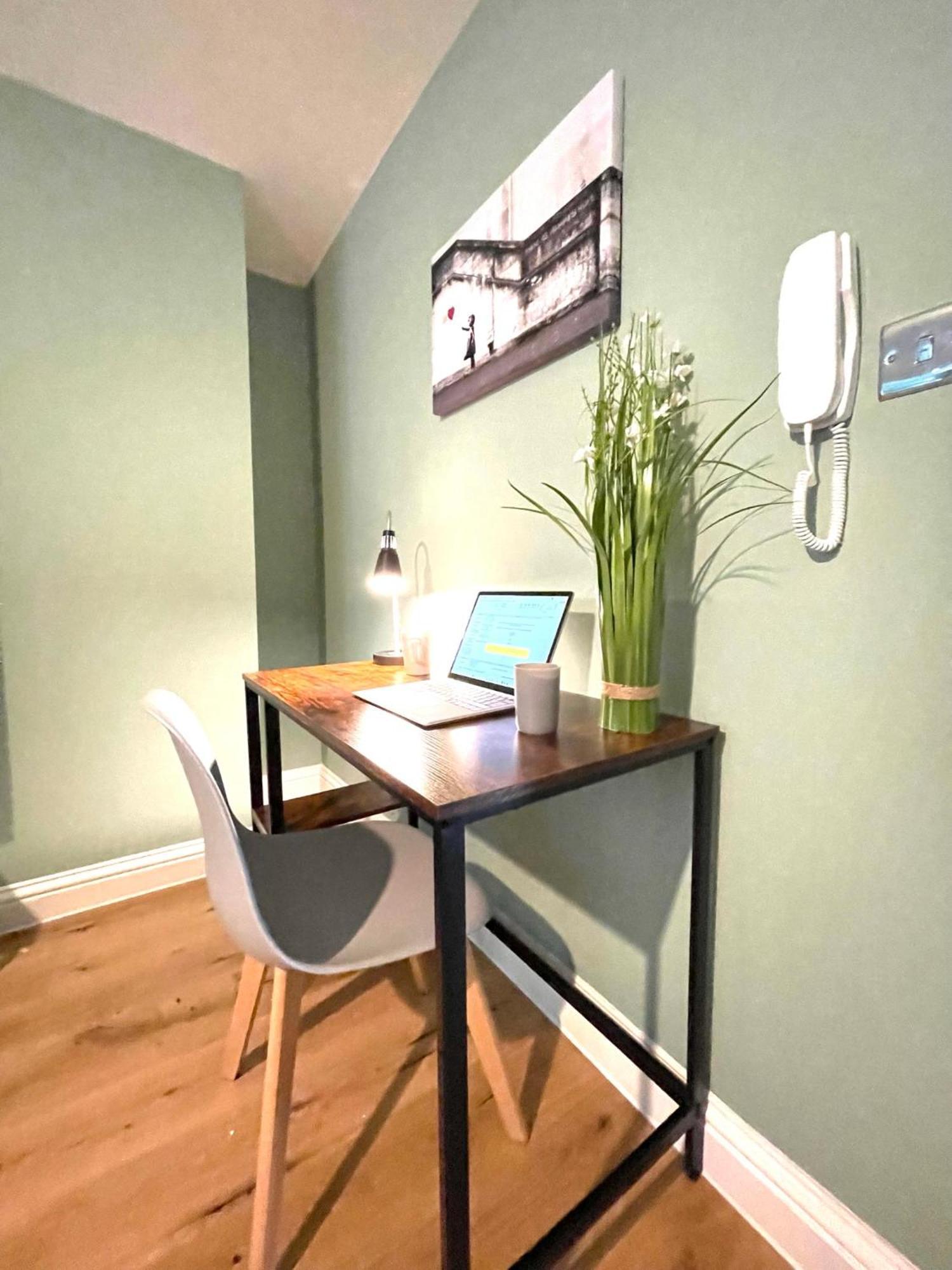 2 Bedroom Apartments Stopoverz Bristol Extérieur photo