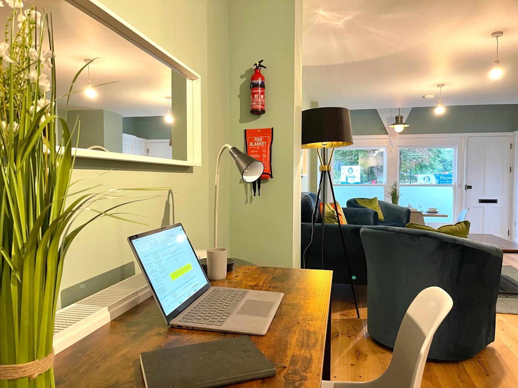 2 Bedroom Apartments Stopoverz Bristol Extérieur photo