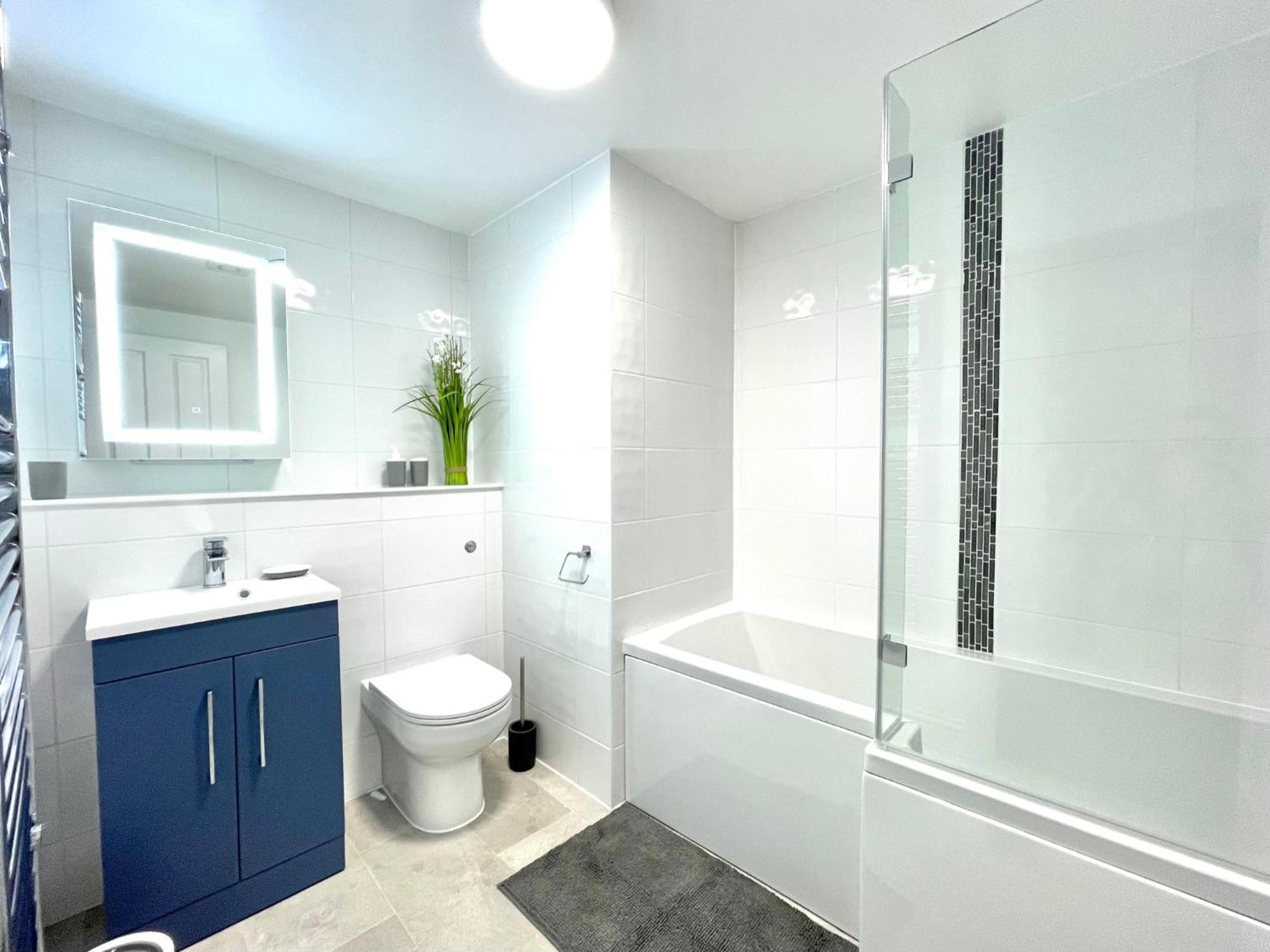 2 Bedroom Apartments Stopoverz Bristol Extérieur photo