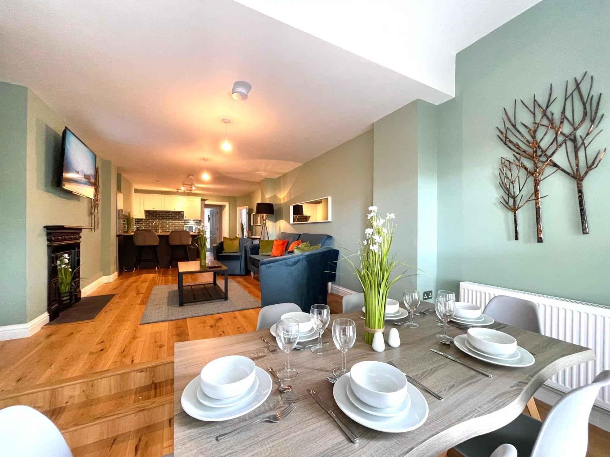 2 Bedroom Apartments Stopoverz Bristol Extérieur photo