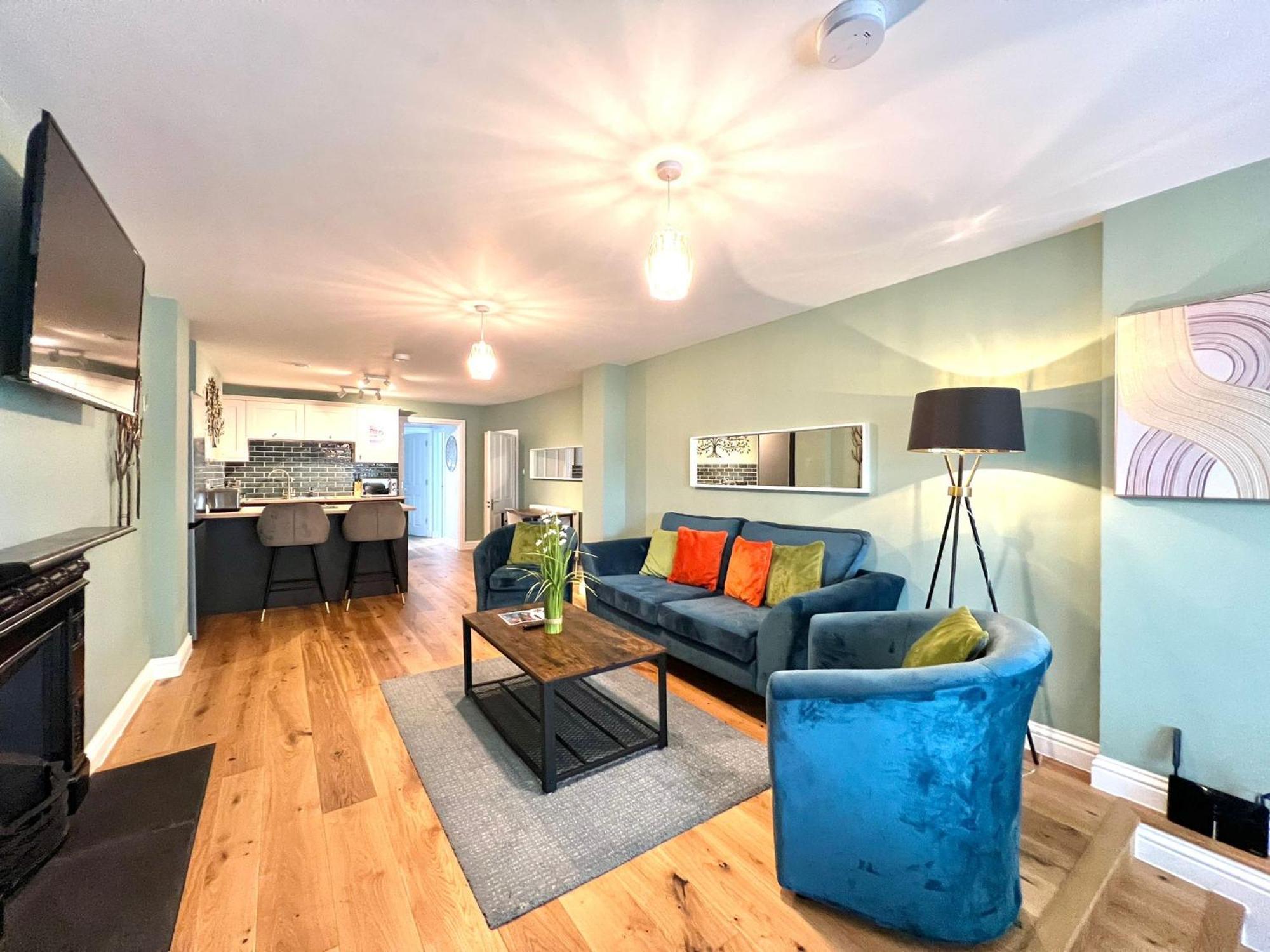2 Bedroom Apartments Stopoverz Bristol Extérieur photo